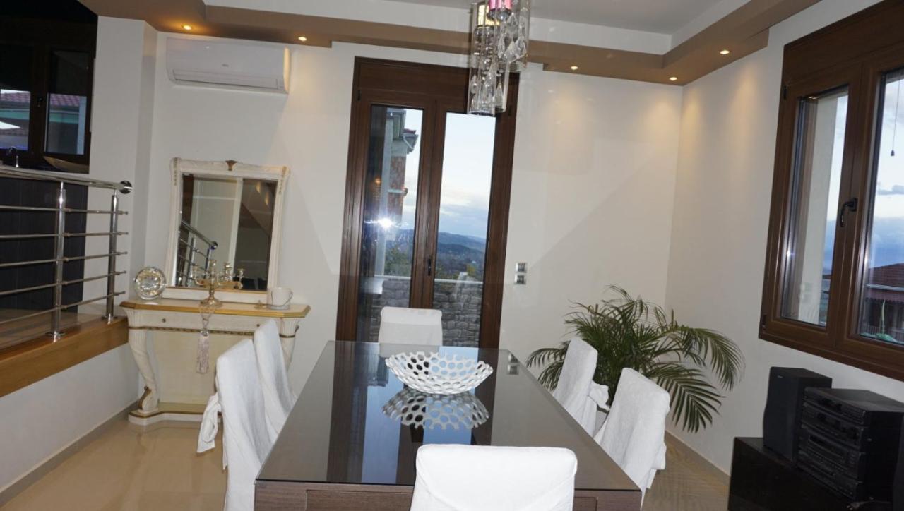 Villa Under Meteora Kalambaka Exteriér fotografie